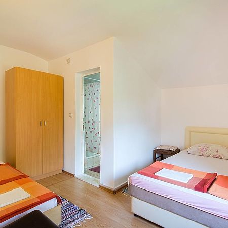 Astor Apartments 부드바 외부 사진